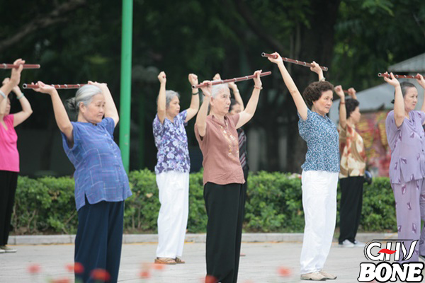 Thể dục thể thao là cách phòng ngừa đau nhức xương khớp vào mùa lạnh hiệu quả