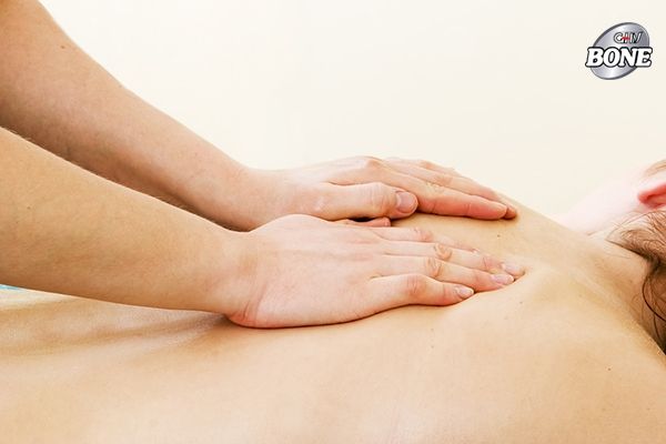 Massage là một cách tuyệt vời để giảm đau khớp